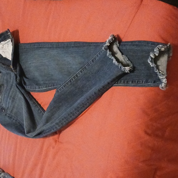 Loft, cropped, dark denim with frayed ankle - Picture 4 of 4